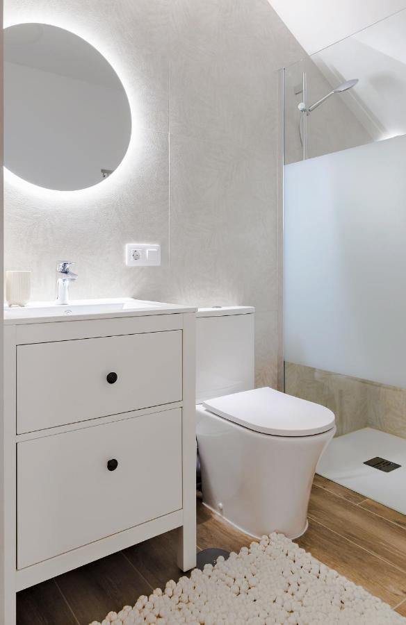 Diamond Roof Apartment *